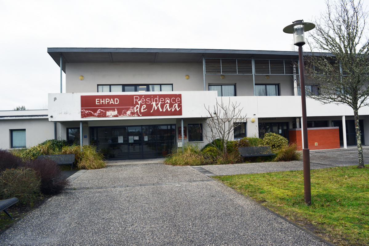 EHPAD RION-DES-LANDES 27.JPG